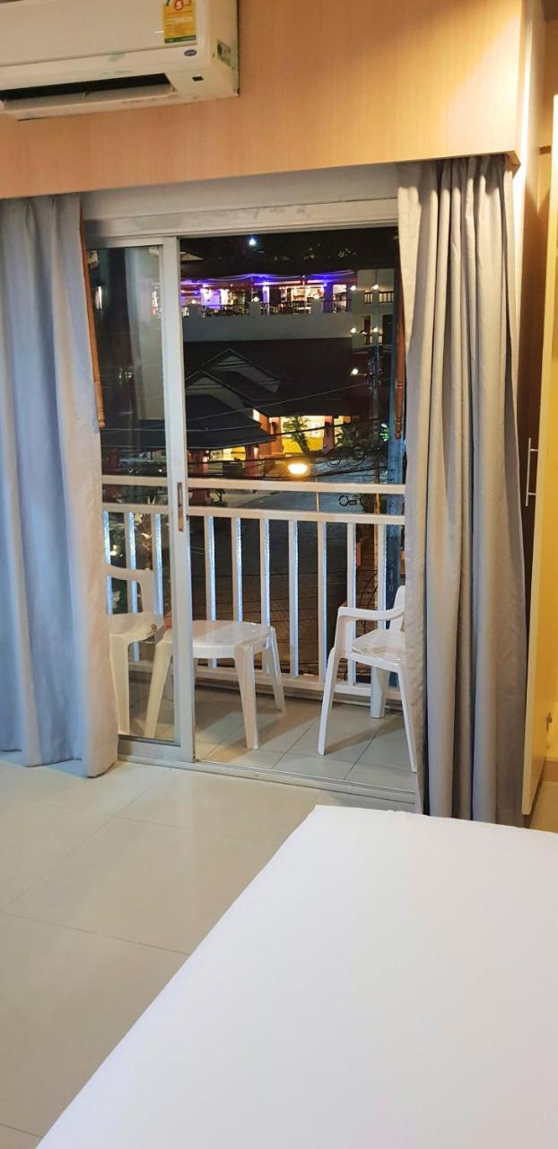 Eden Park Hotel Patong Buitenkant foto