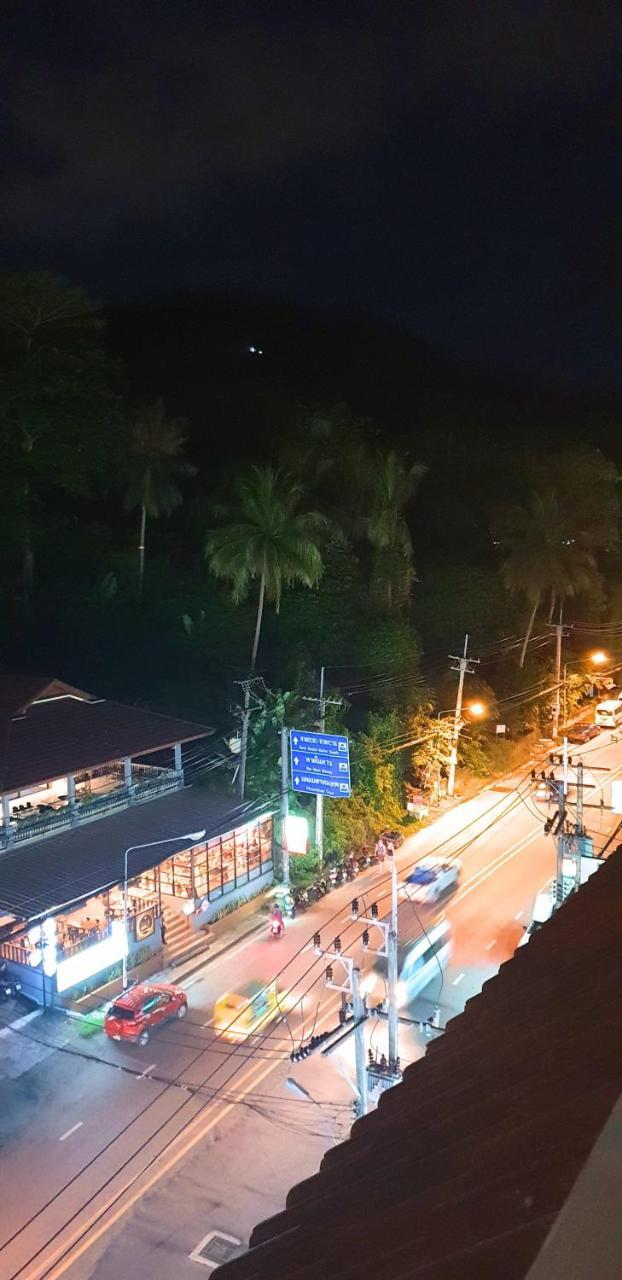 Eden Park Hotel Patong Buitenkant foto